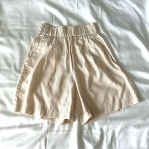 H&M Beige High Rise Shorts